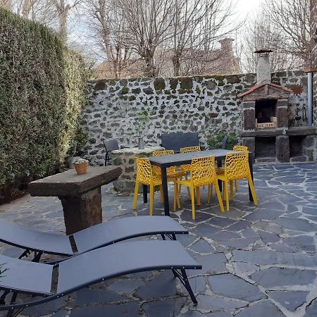 Polignac  Maison Du Soleil Chez Isa מראה חיצוני תמונה
