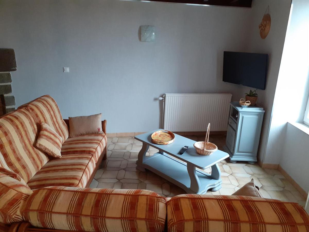 Polignac  Maison Du Soleil Chez Isa מראה חיצוני תמונה