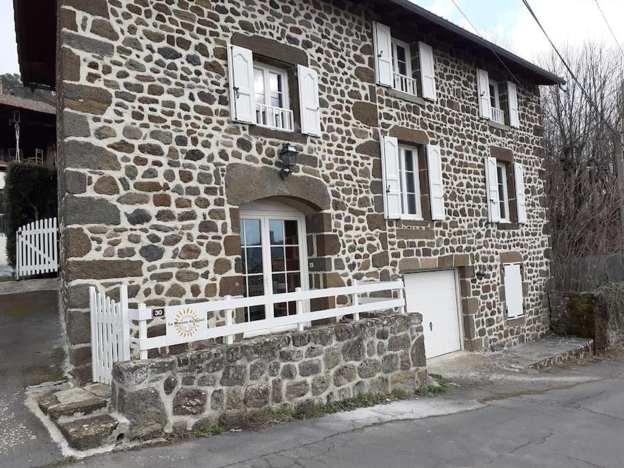 Polignac  Maison Du Soleil Chez Isa מראה חיצוני תמונה