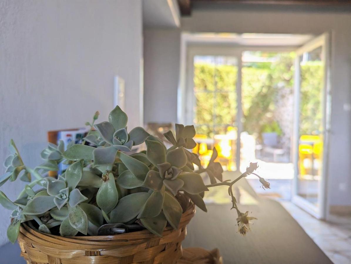 Polignac  Maison Du Soleil Chez Isa מראה חיצוני תמונה